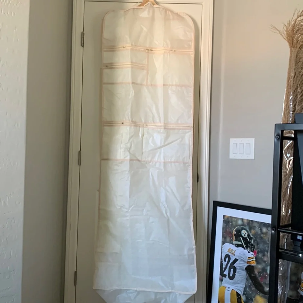 SetReady Gown Garment Bag